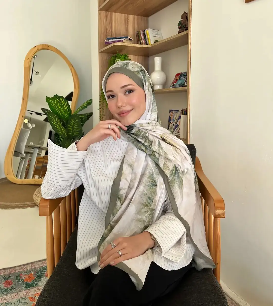 Ürün görseli: Lotus Desen Pamuk Kraş Şal - Mint