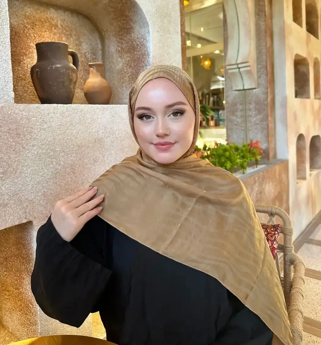 Ürün görseli: Su Yolu Desen Pamuk Jakar Şal - Camel