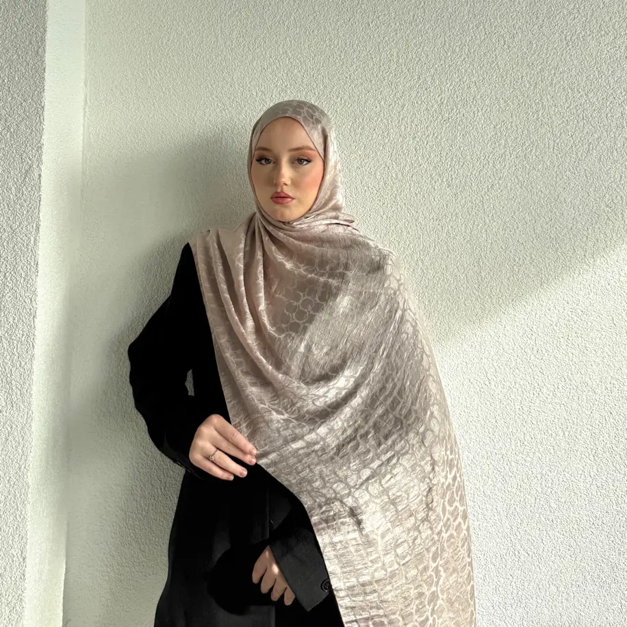 Ürün görseli: Halka Desen Pamuk Jakar Şal - Taş
