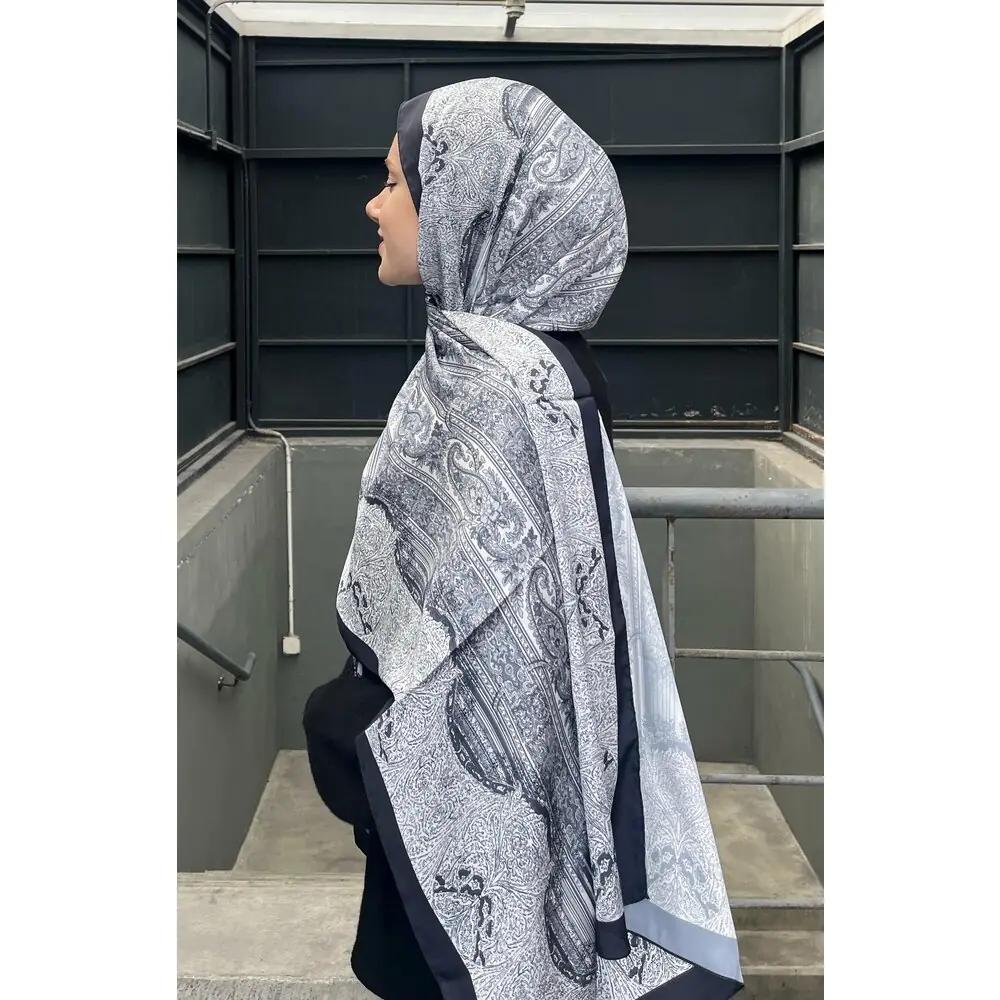 Ürün görseli: Desenli Vual Şal - Siyah