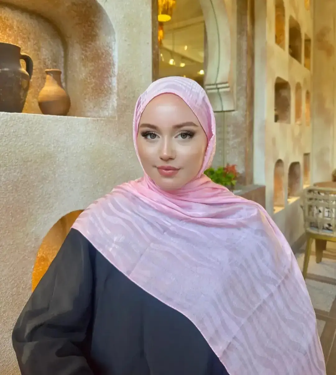 Ürün görseli: Su Yolu Desen Pamuk Jakar Şal - Pembe
