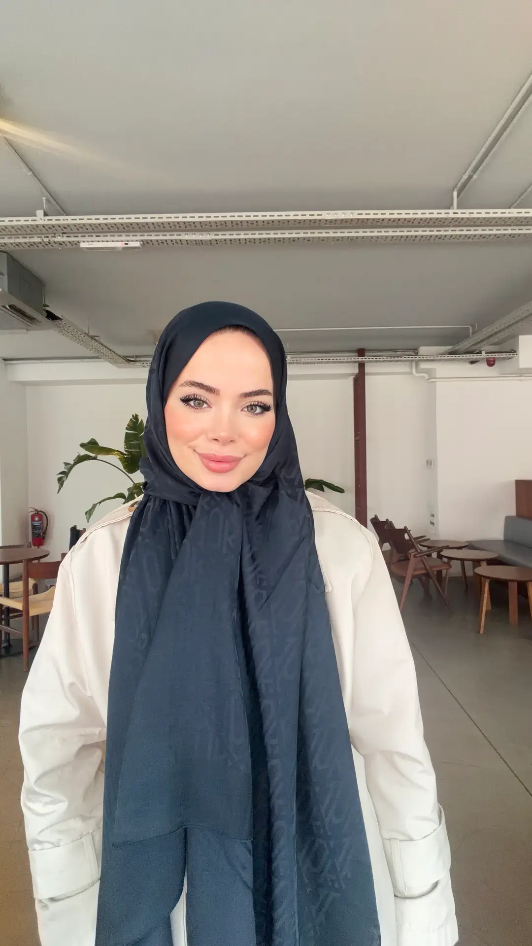 Ürün görseli: Muadil İPKYL Desen Şal - Lacivert